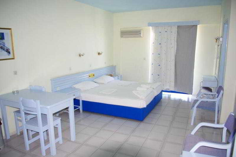 Regina Studios & Hotel Cárpatos Exterior foto